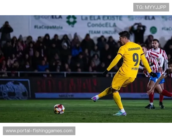 拉菲尼亚点射破门，巴萨连续38场联赛进球创9年纪录